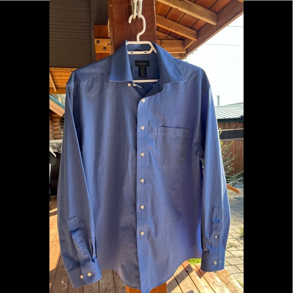 DENVER HAYES. Non-Iron Cotton Button Down Shirt. Men’s Medium EUC - Picture 1 of 7